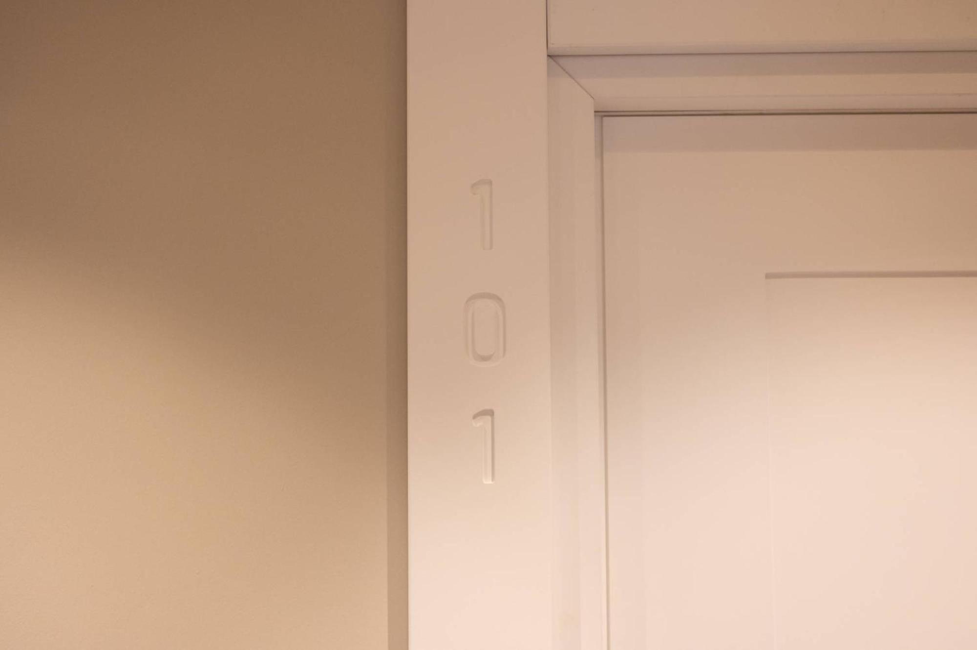 Domus 213 Guest House Rzym Zewnętrze zdjęcie
